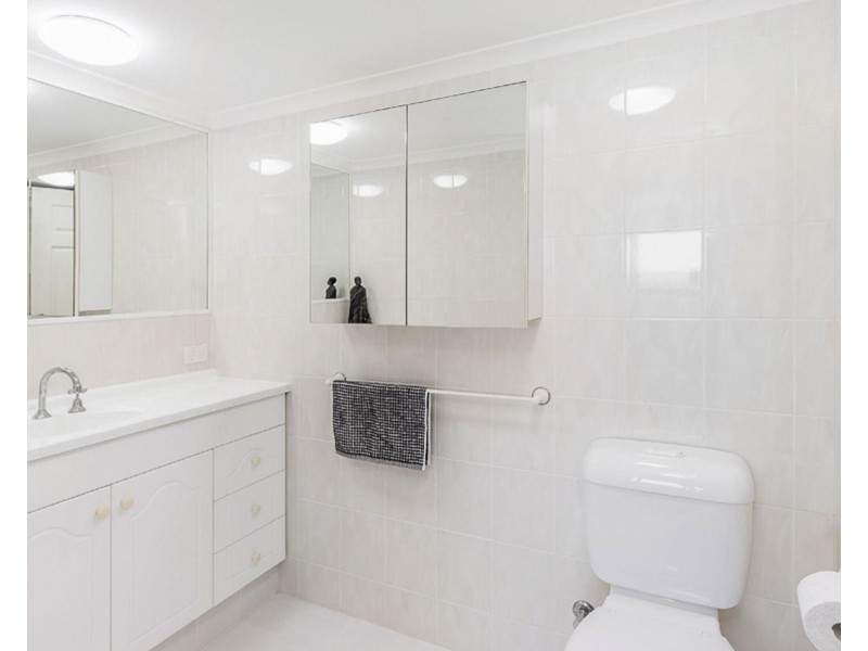 41/20 Commodore Drive, Paradise Waters QLD 4217