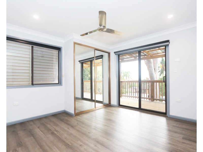 upstairs 162 Eastern Road, Killarney Vale NSW 2261