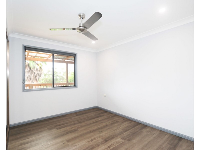 upstairs 162 Eastern Road, Killarney Vale NSW 2261