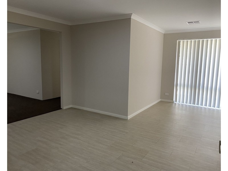 1 Ferndown Corner, Wellard WA 6170