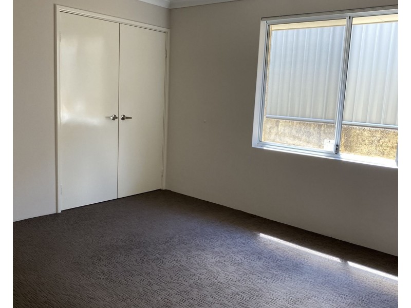 1 Ferndown Corner, Wellard WA 6170