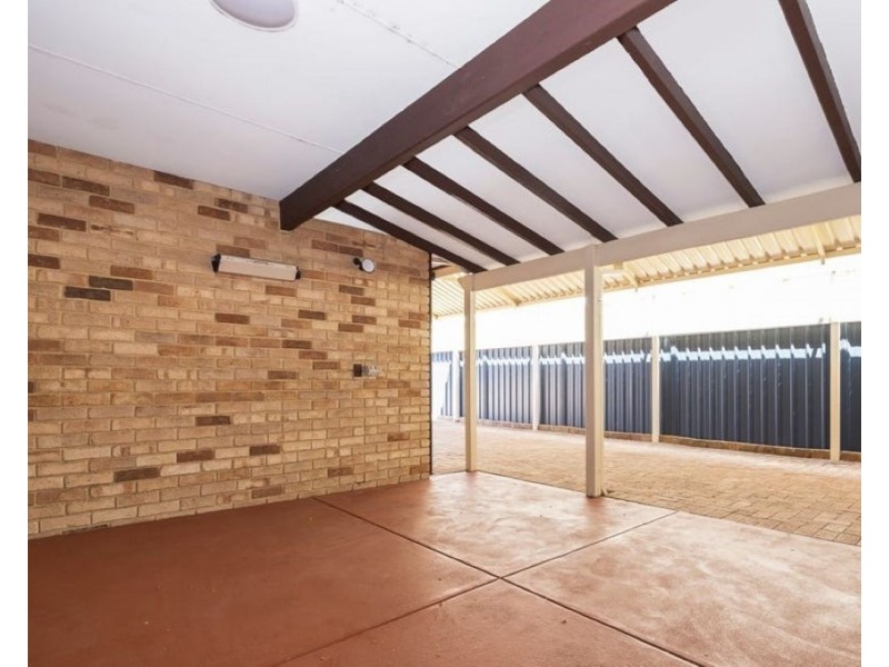 4 Parin Road, Marangaroo WA 6064