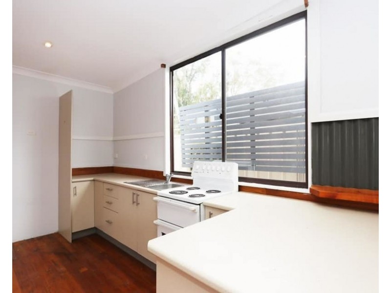 99A Platypus Road, Berkeley Vale NSW 2261