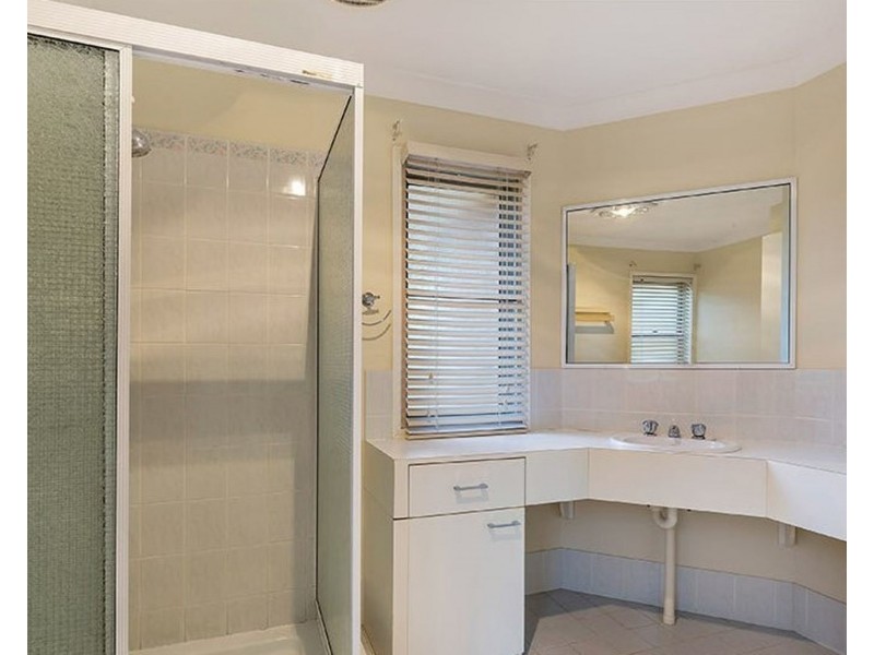 3/36-42 Leslie Street, Arana Hills QLD 4054