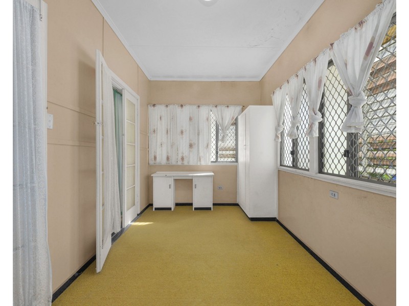 322 Hamilton Road, Chermside QLD 4032