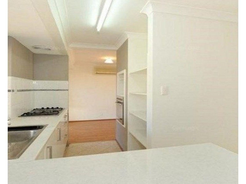 11 Grange Drive, Cooloongup WA 6168
