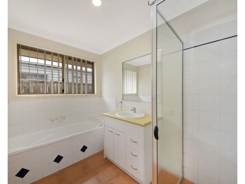 1 Dane Court, Manly West QLD 4179