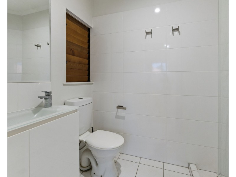 4/71-73 Cedar Road, Palm Cove QLD 4879