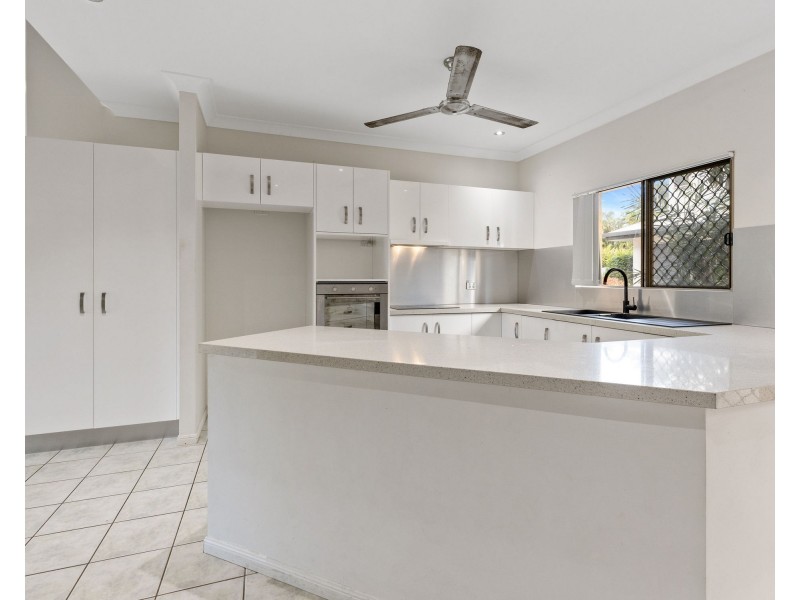 4/71-73 Cedar Road, Palm Cove QLD 4879