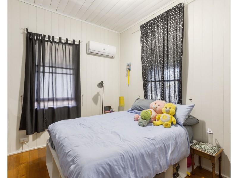 4 Hancock Street, Ipswich QLD 4305