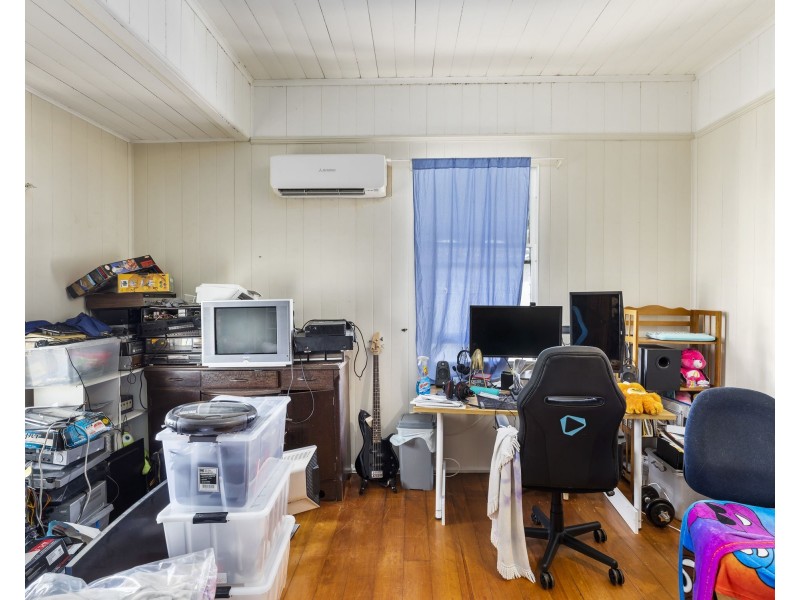 4 Hancock Street, Ipswich QLD 4305