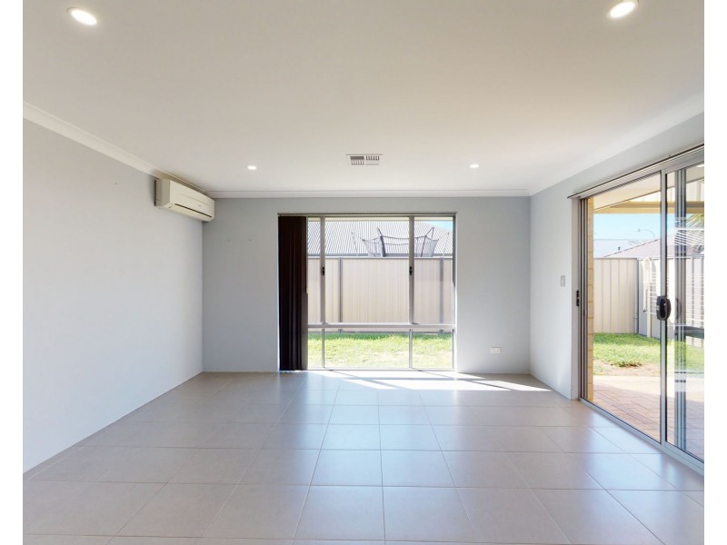 4 Rotterdam Vista, Wanneroo WA 6065