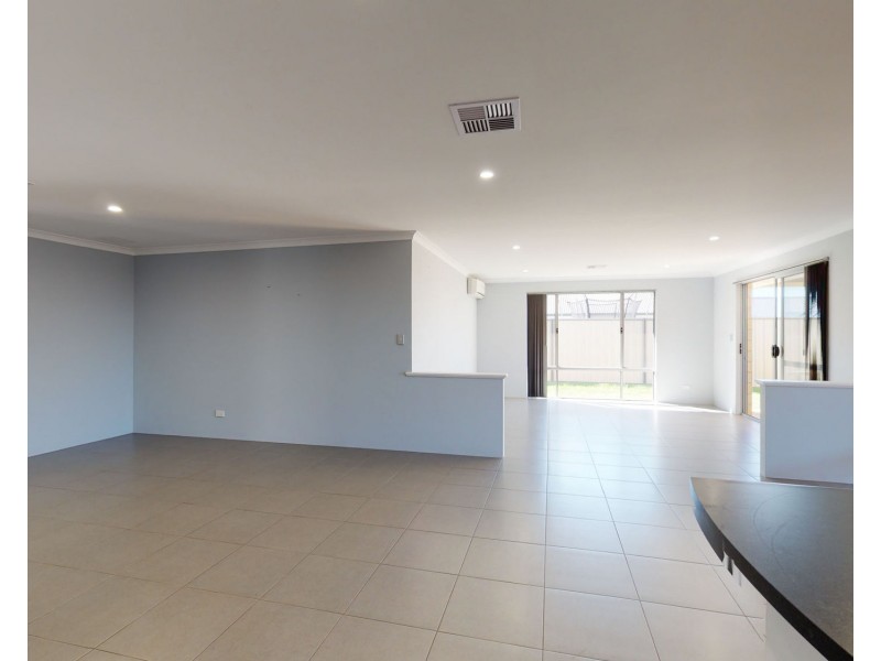4 Rotterdam Vista, Wanneroo WA 6065