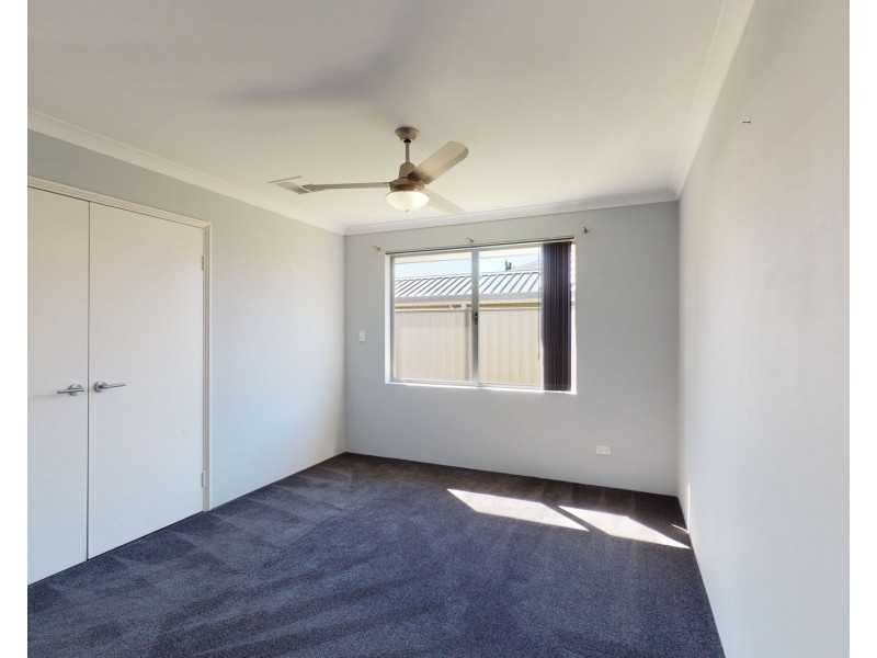 4 Rotterdam Vista, Wanneroo WA 6065