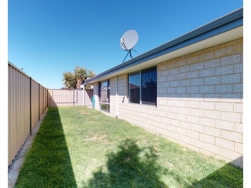 4 Rotterdam Vista, Wanneroo WA 6065