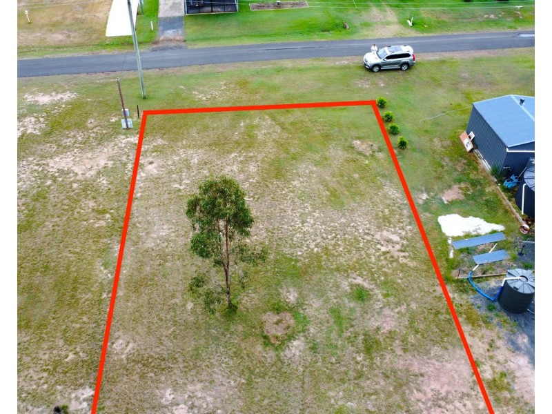 7 Hull Street, Buxton QLD 4660