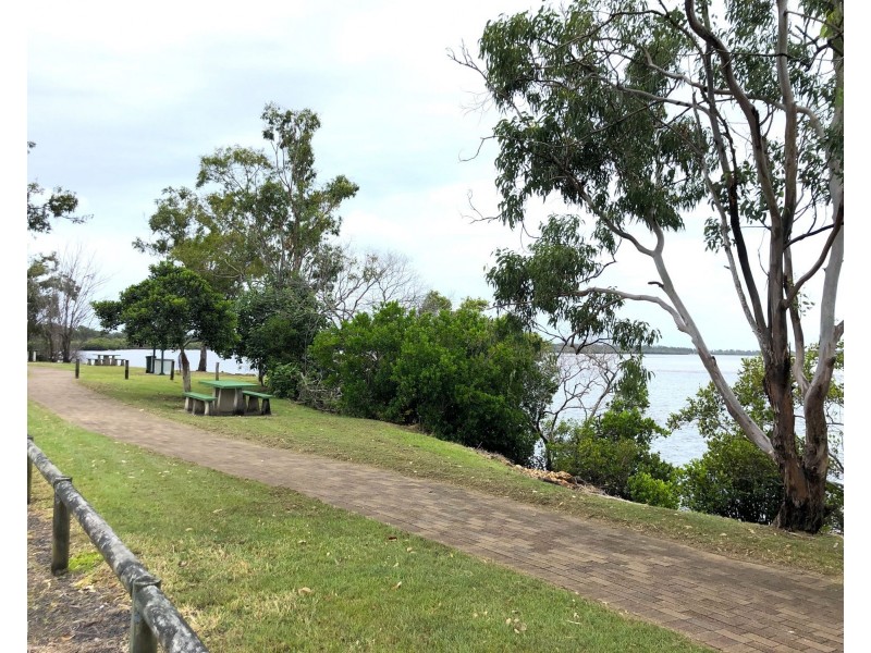 7 Hull Street, Buxton QLD 4660