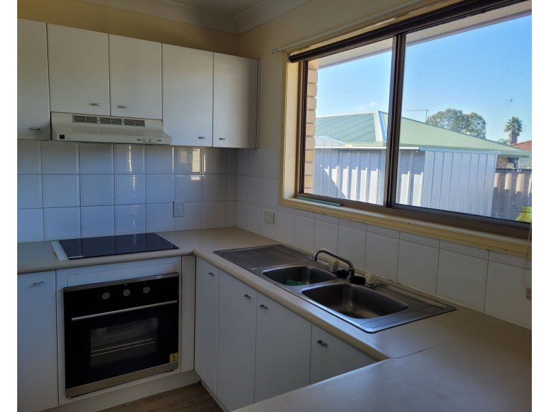 5 Dellvene Cres, Rosewood QLD 4340