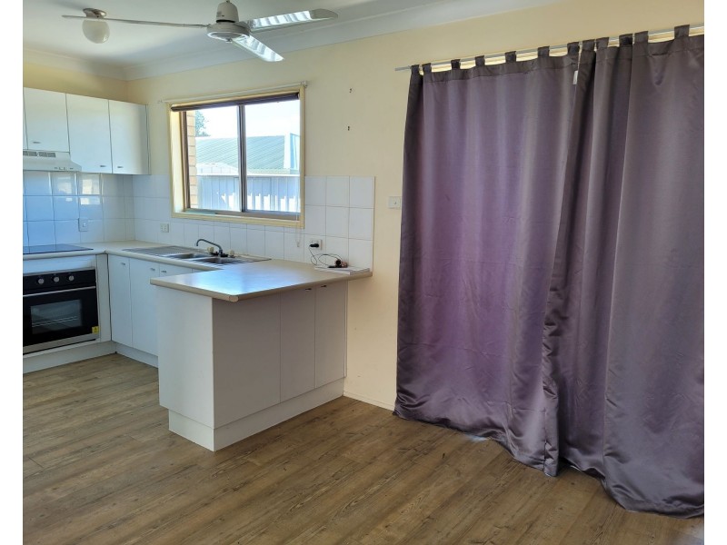 5 Dellvene Cres, Rosewood QLD 4340
