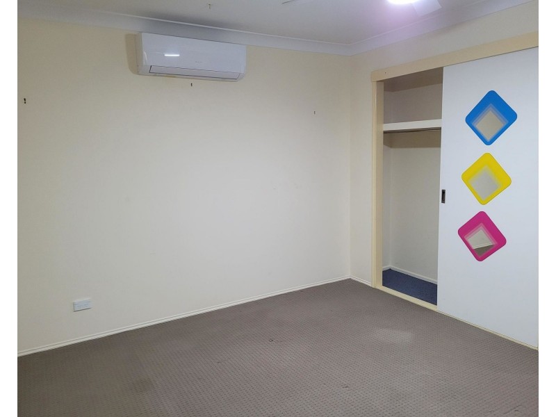 5 Dellvene Cres, Rosewood QLD 4340