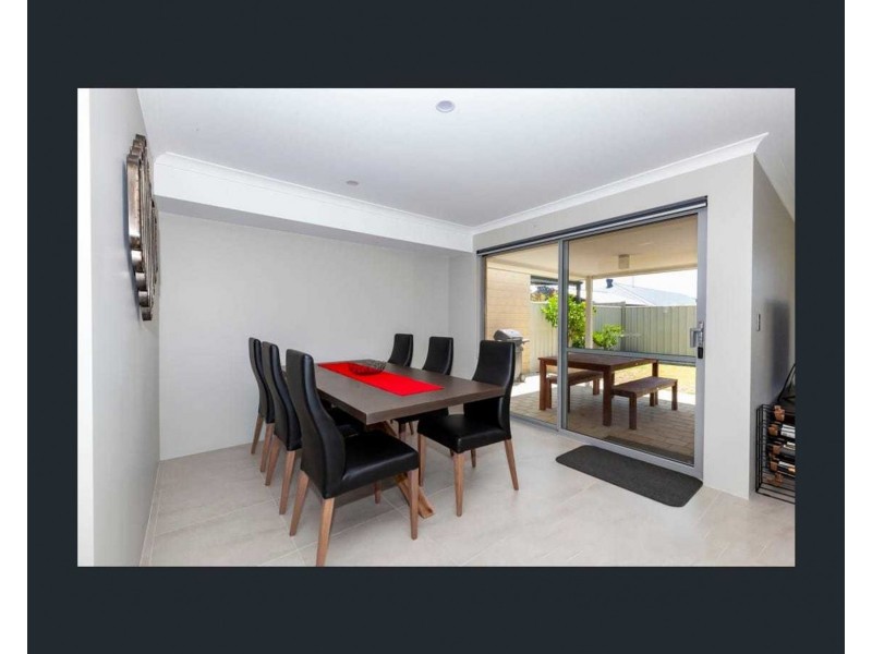 14 Normandie Way, Hilbert WA 6112