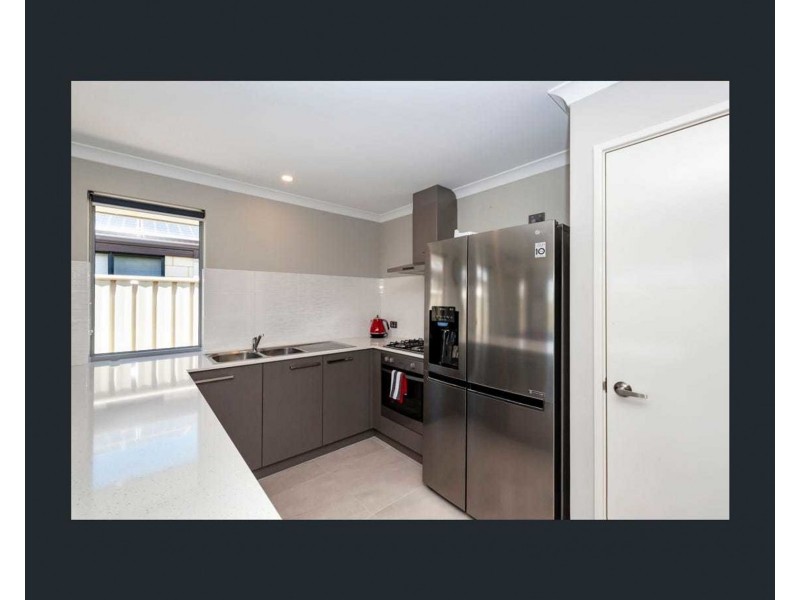 14 Normandie Way, Hilbert WA 6112