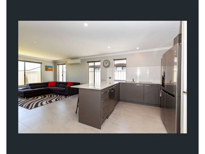 14 Normandie Way, Hilbert WA 6112