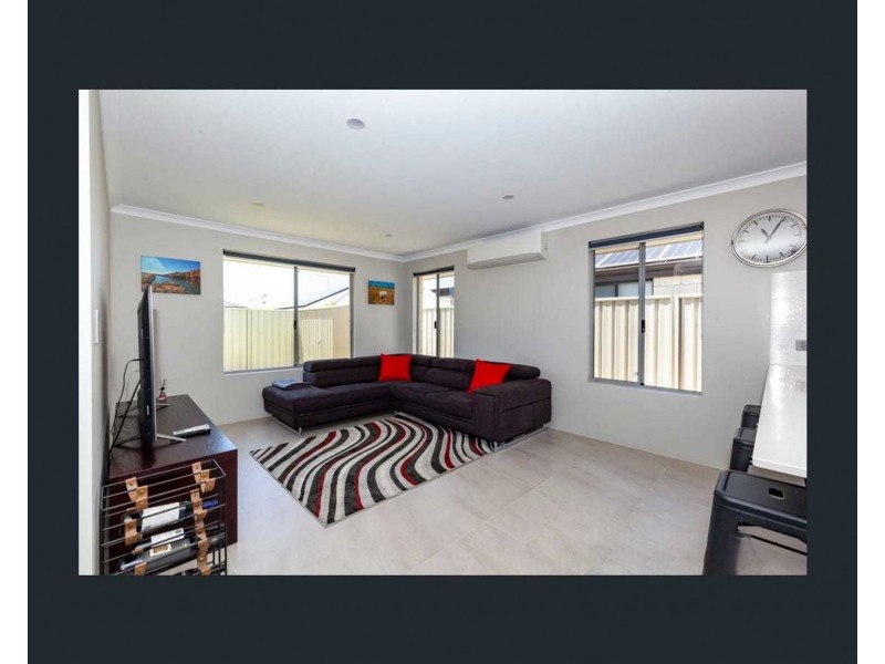 14 Normandie Way, Hilbert WA 6112