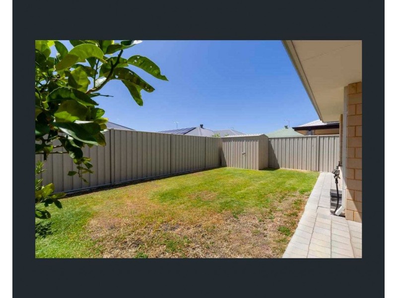 14 Normandie Way, Hilbert WA 6112