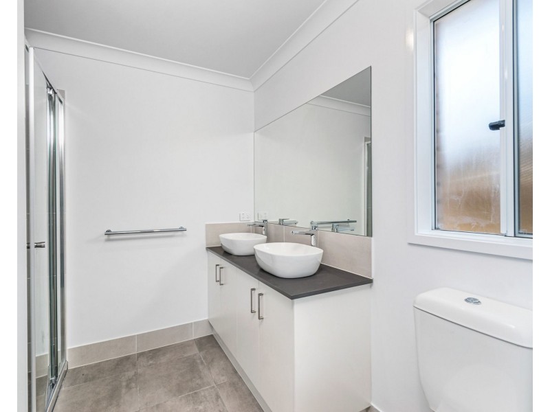 22 Flowers Drive, Coomera QLD 4209