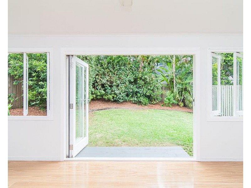 15 WATER ST, Red Hill QLD 4059