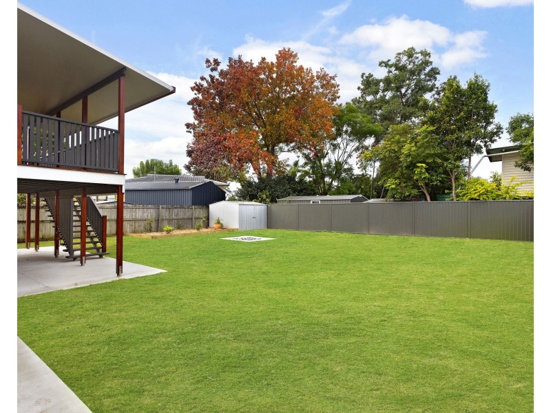 4 Maud Street, Albany Creek QLD 4035