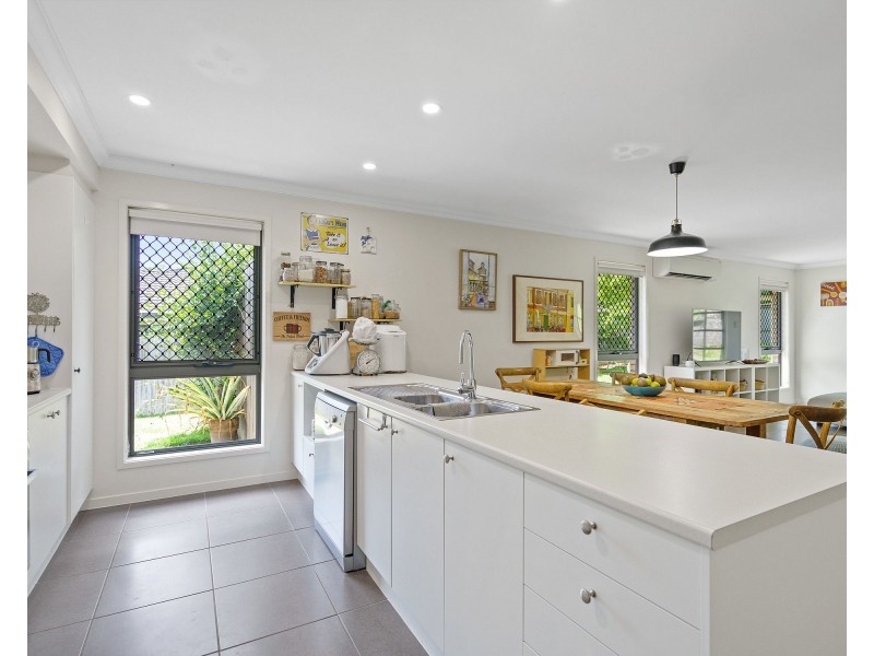 14 Charles Street, Everton Hills QLD 4053