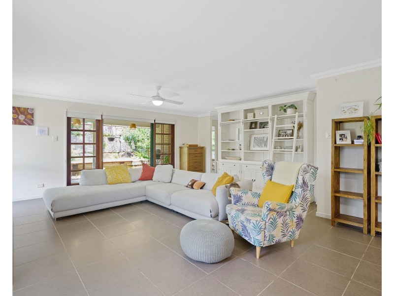 14 Charles Street, Everton Hills QLD 4053