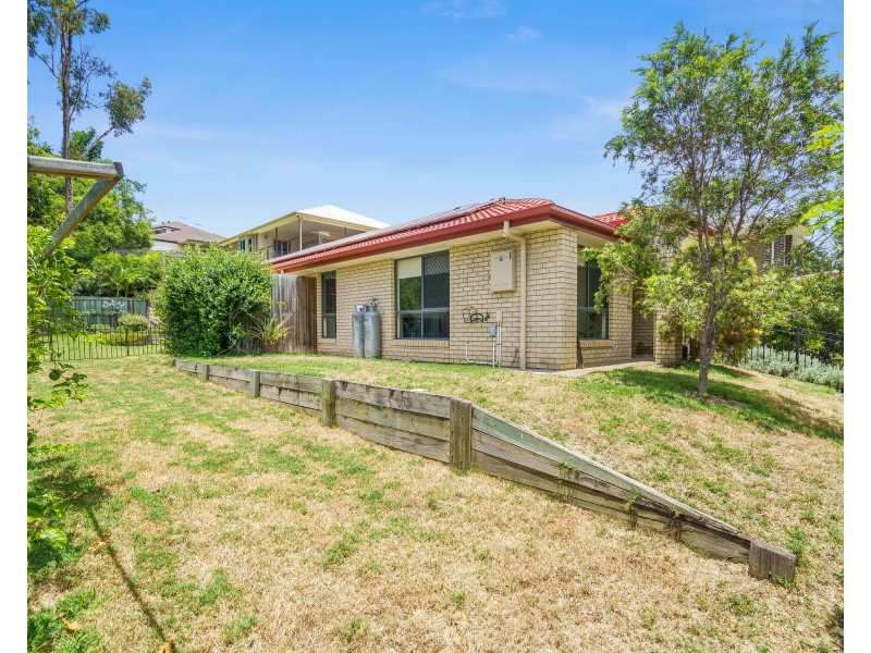 14 Charles Street, Everton Hills QLD 4053