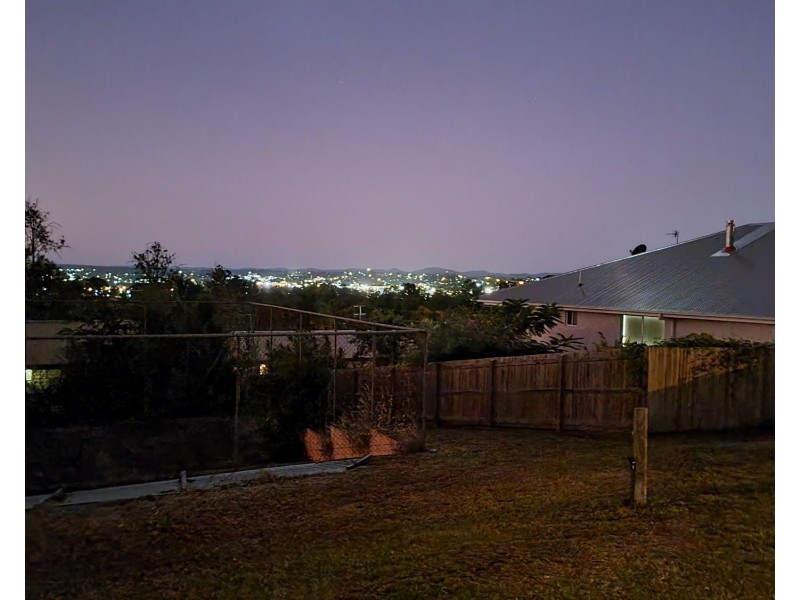 21 Watson Rd, Southside QLD 4570