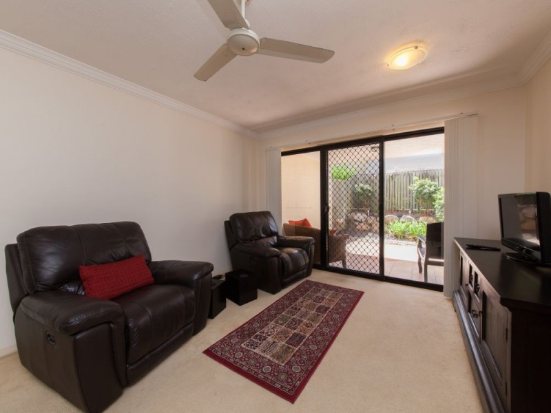 2/42 Longlands Street, East Brisbane QLD 4169
