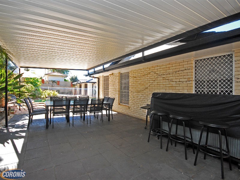 34 Dimboola Street, Bridgeman Downs QLD 4035