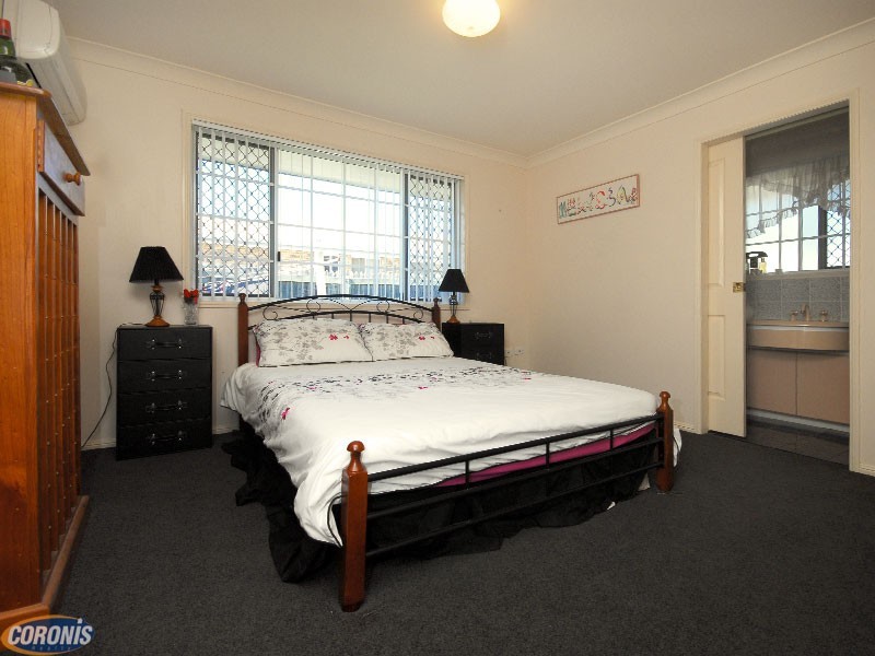 34 Dimboola Street, Bridgeman Downs QLD 4035