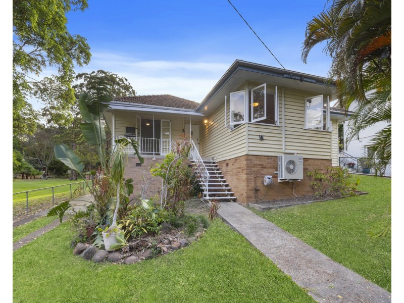 57 Leworthy Street, Bardon QLD 4065