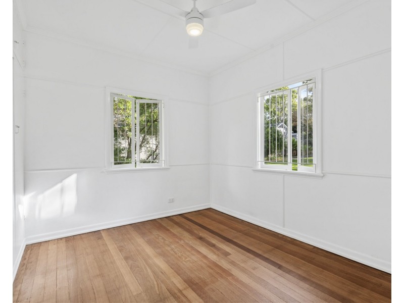 57 Leworthy Street, Bardon QLD 4065