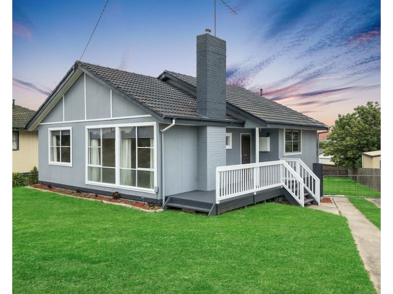 17 Lyndon Crescent, Traralgon VIC 3844