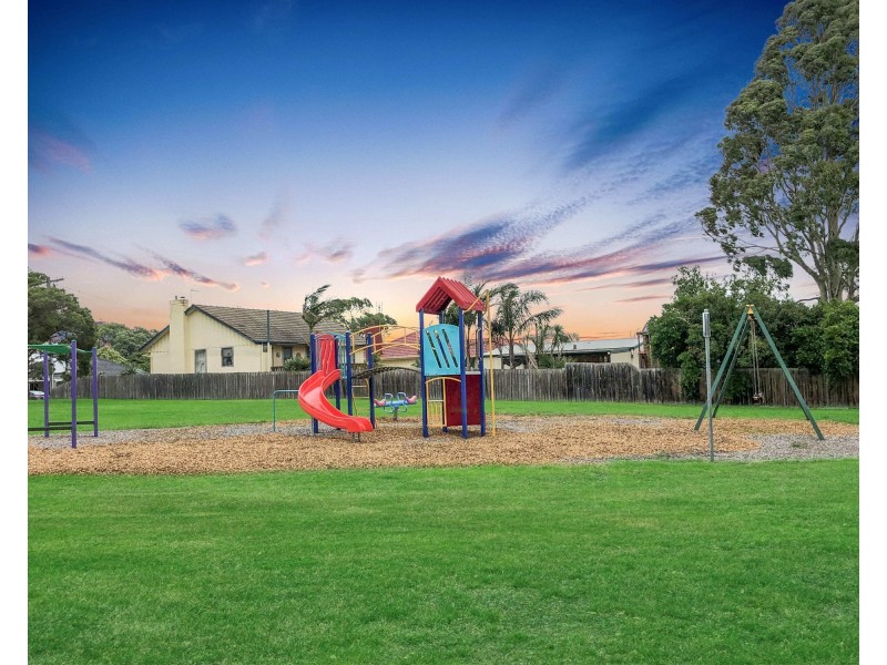 17 Lyndon Crescent, Traralgon VIC 3844