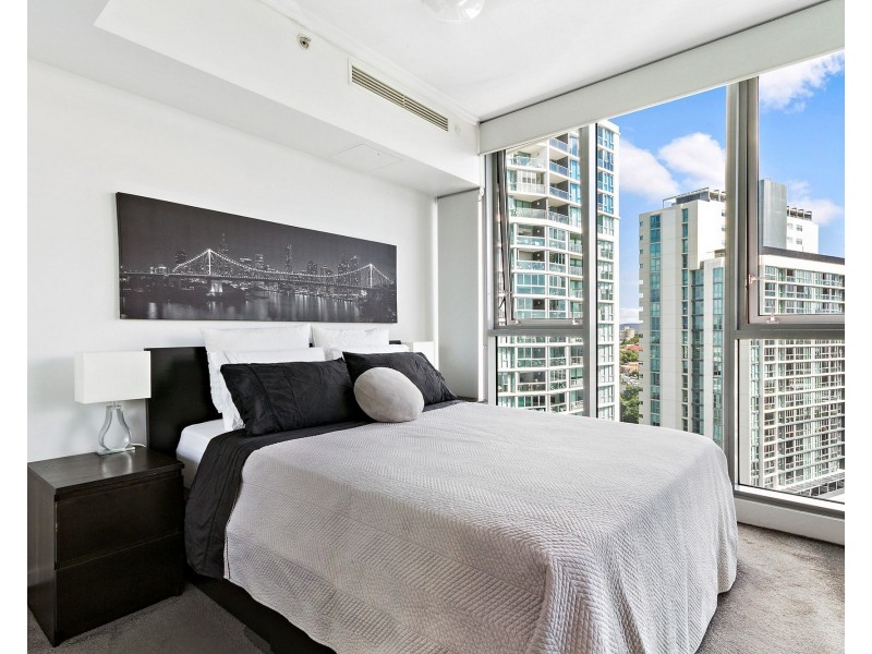 21202/8 Harbour Road, Hamilton QLD 4007