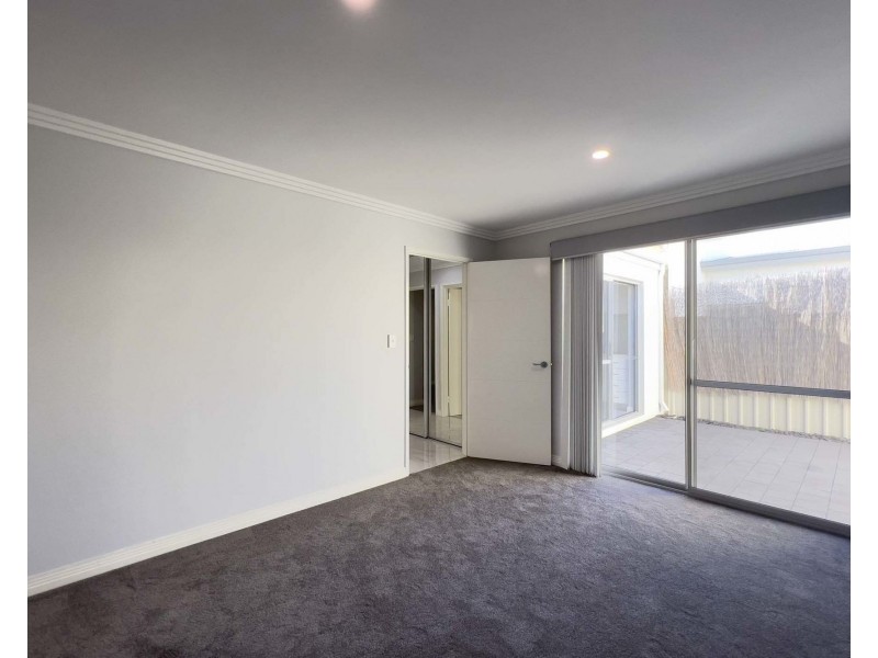 42 Lakey Street, Southern River WA 6110