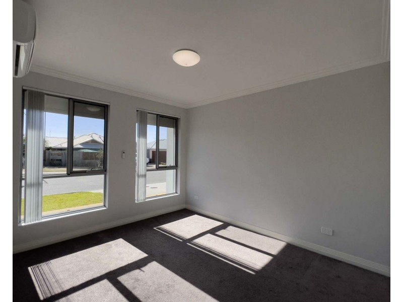 42 Lakey Street, Southern River WA 6110