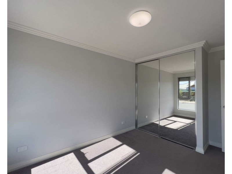 42 Lakey Street, Southern River WA 6110