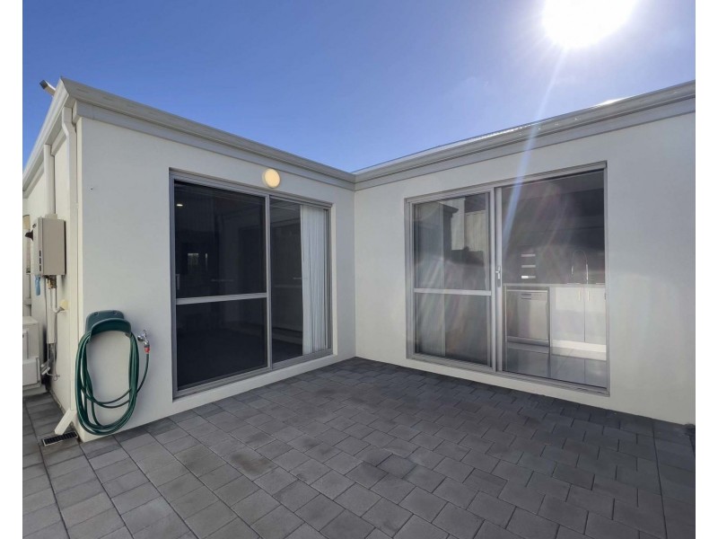 42 Lakey Street, Southern River WA 6110