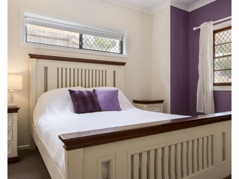 25 Creekside Drive, Springfield Lakes QLD 4300