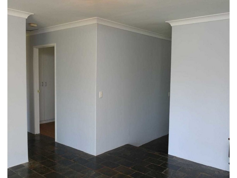 17 Cullen Court, Camillo WA 6111